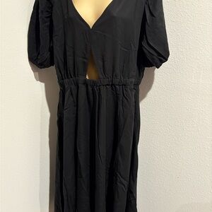 Chic Black Midi Dress with Puff Sleeves